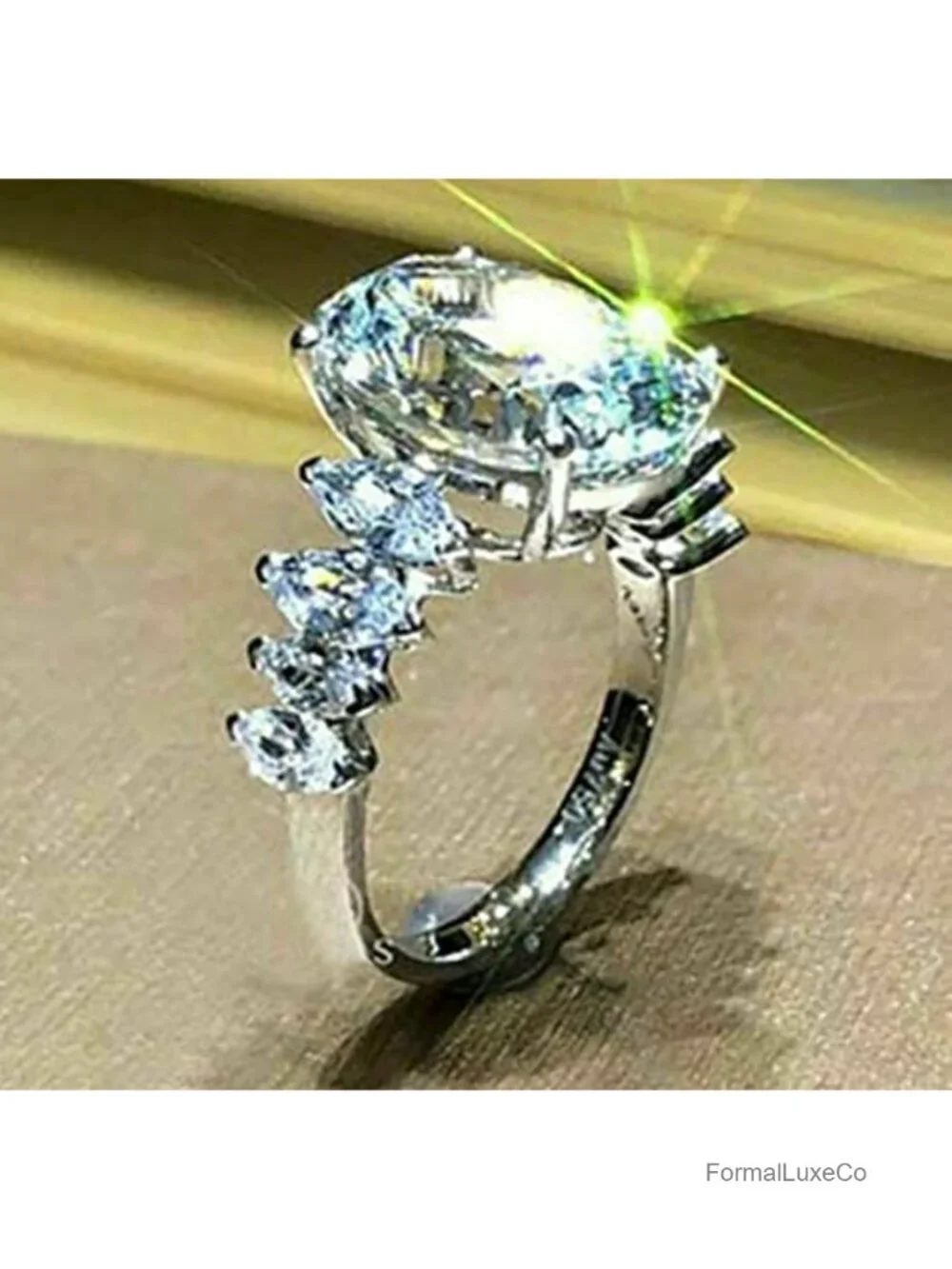 Elegant Huge Zircon Wedding Ring 18k Platinum Plated Cubic Zirconia Crystal